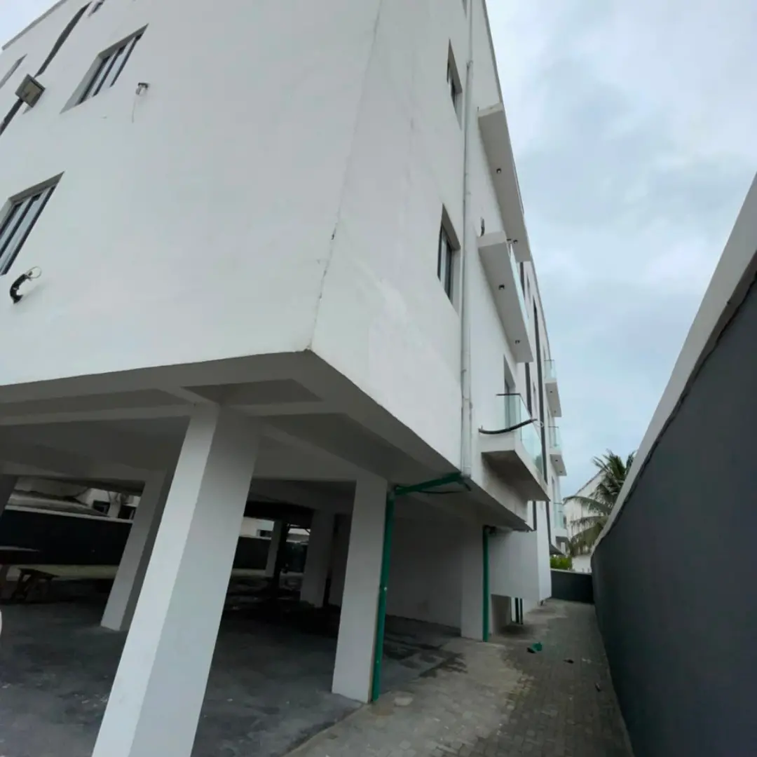 Your Dream 2BR Awaits in Prime Lekki