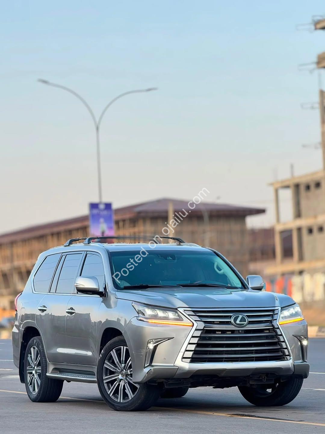 EXCEPTIONAL LEXUS LX570 2018 – Original Duty, Luxury SUV