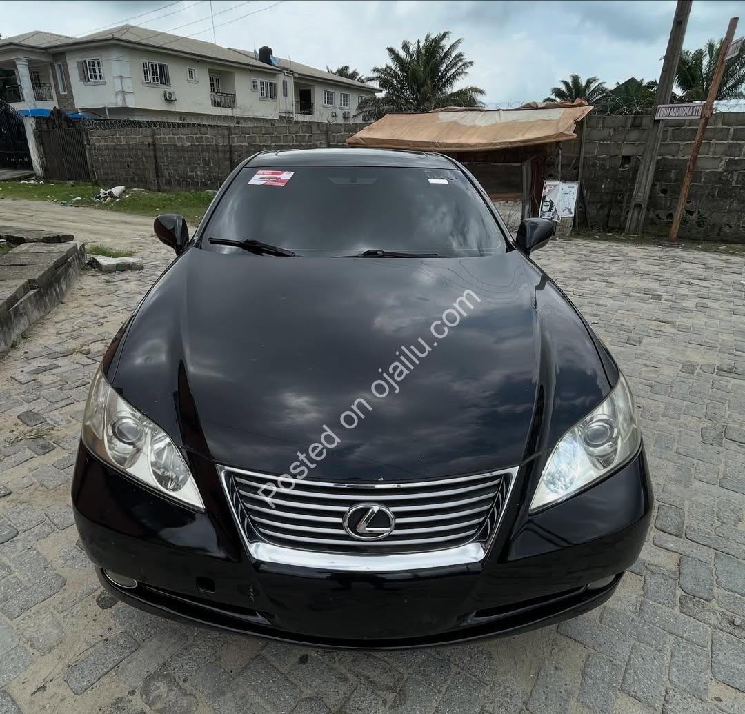2007 Lexus ES350: Sunroof, Luxury & Thumb Start at 10.3M!