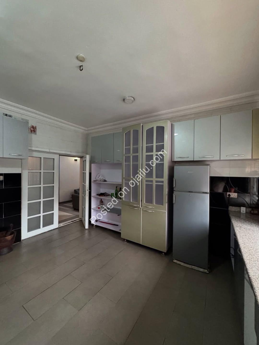 Your sanctuary awaits in Eliozu: 4BR duplex, gated & serene.