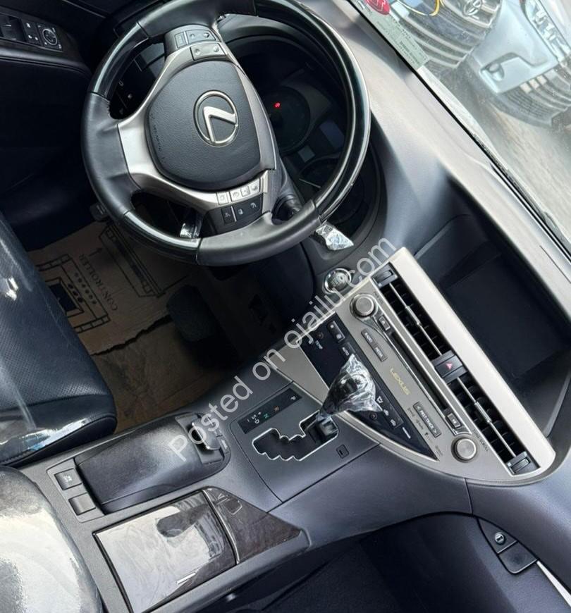 2013 Lexus RX350 | Park Assist & BSM | 25M FIRM