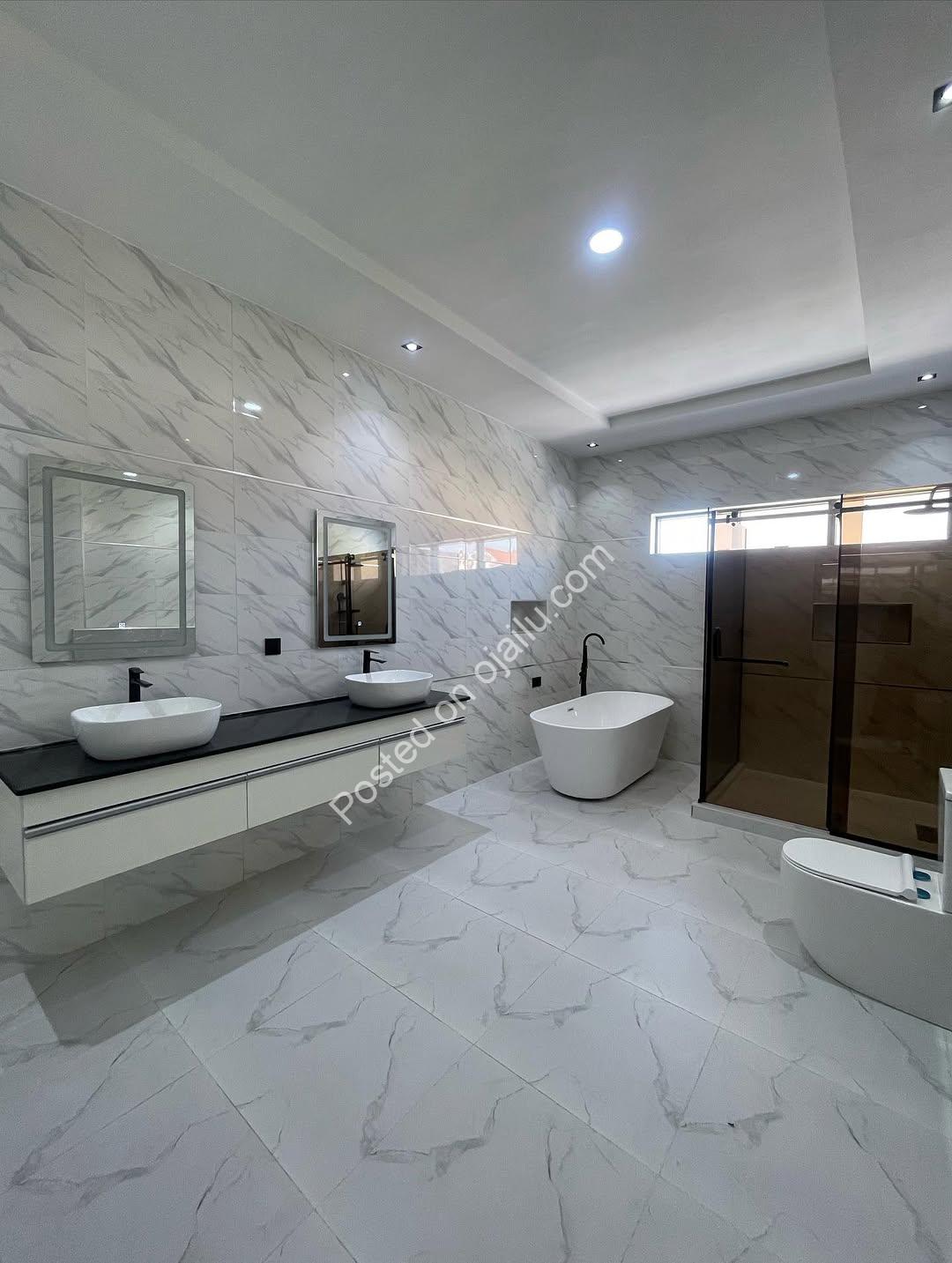 Your Private Oasis Awaits in Royal Garden