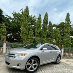 2012 Toyota Venza Limited: Panoramic Roof
