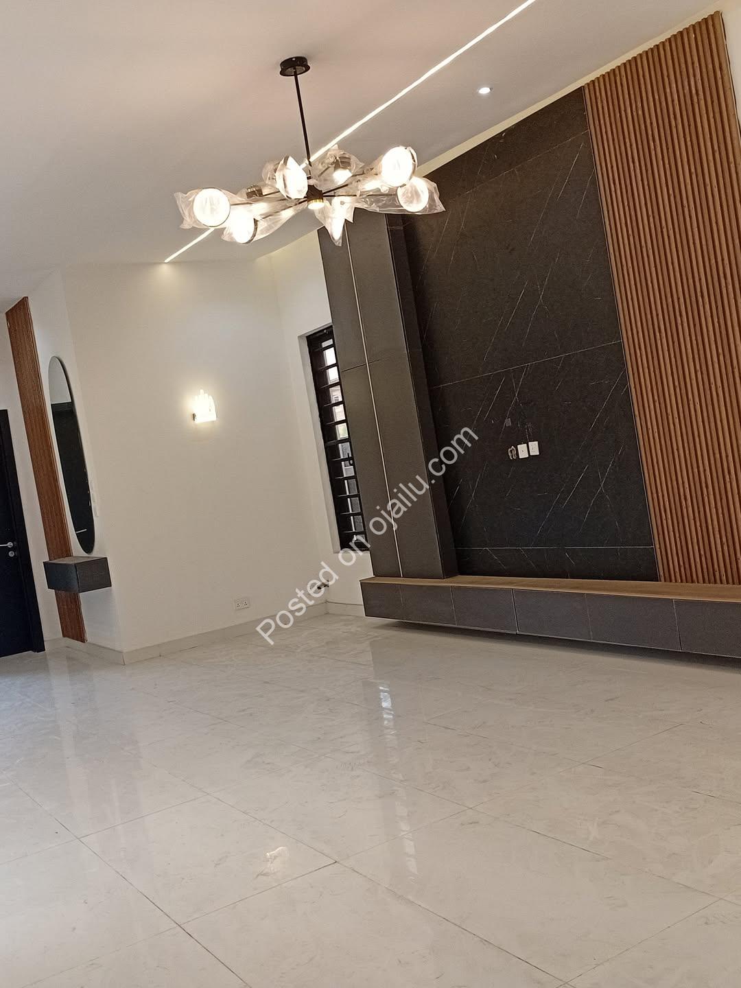 Your Dream Home Awaits in Thomas Estate