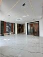 Smart Living Meets Sophistication: Lake-Ready 5-Bed Duplex