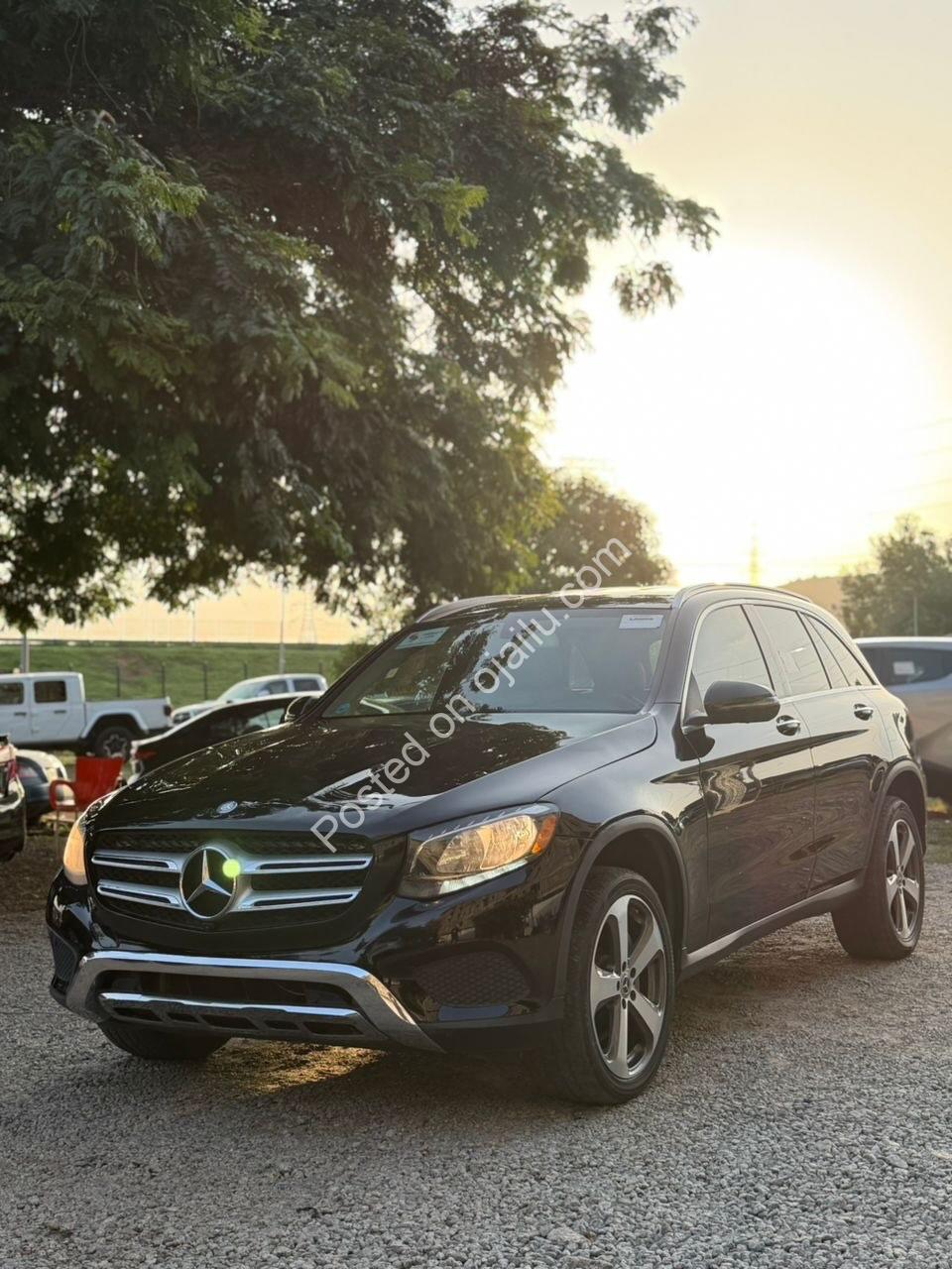 2016 Mercedes GLC300 – Mint, Genuine Duty, 360° Camera