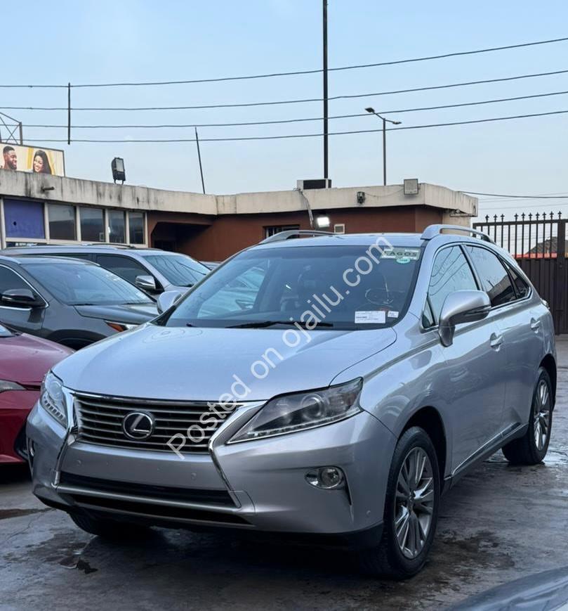 2013 Lexus RX350 | Park Assist & BSM | 25M FIRM