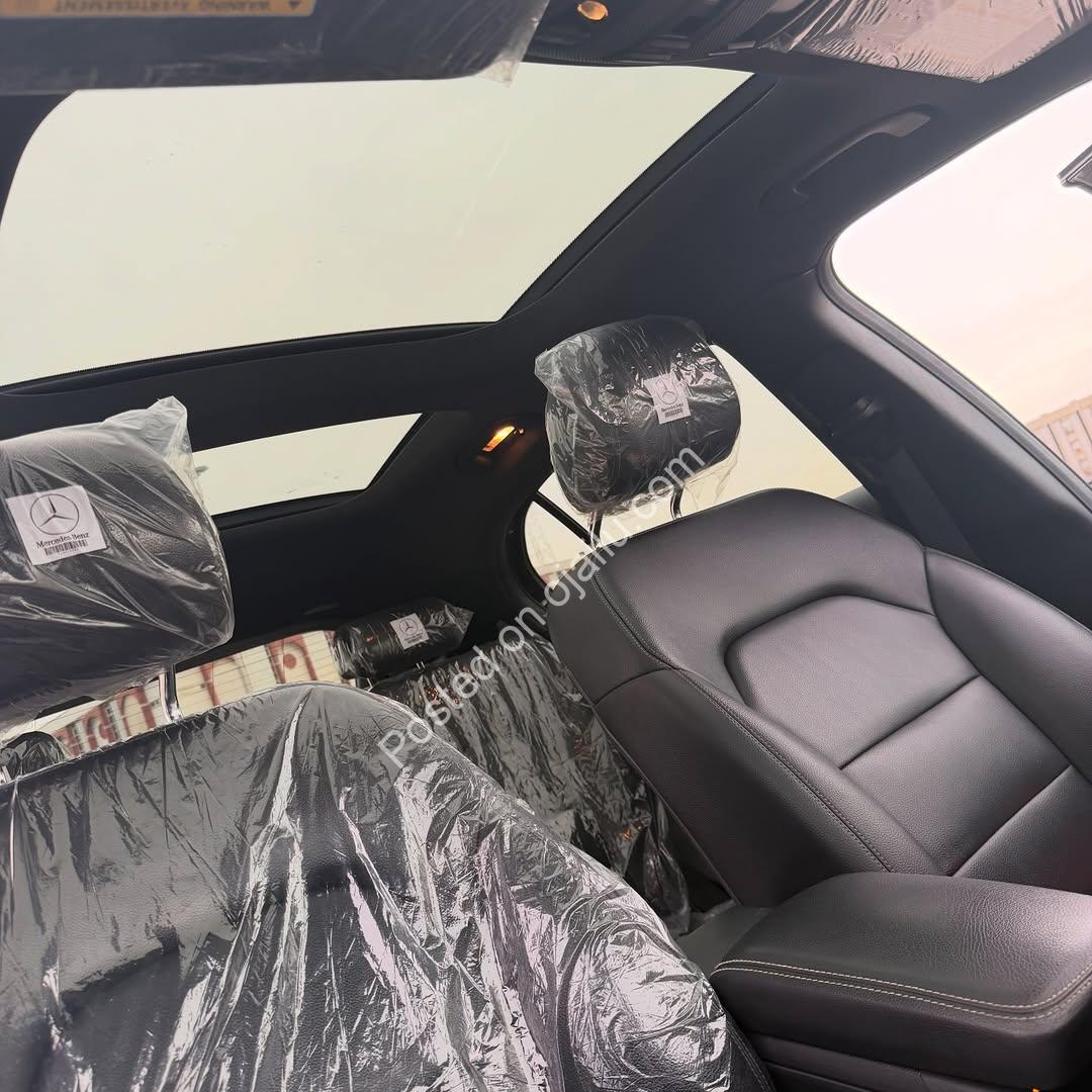 Duty-Paid 2015 Mercedes GLA250 – Panoramic Roof & Clean!
