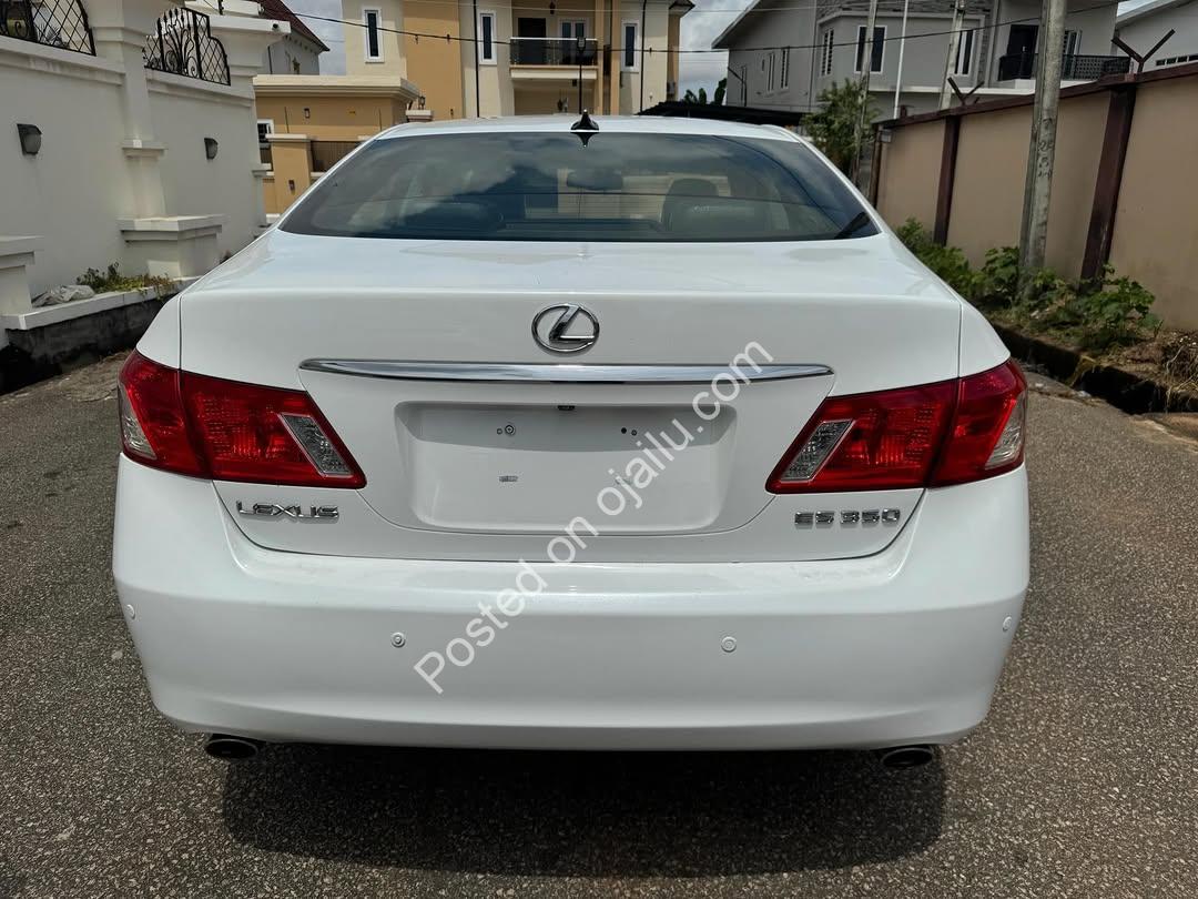 2008 Lexus ES350: Pristine & Loaded Under 60K Miles