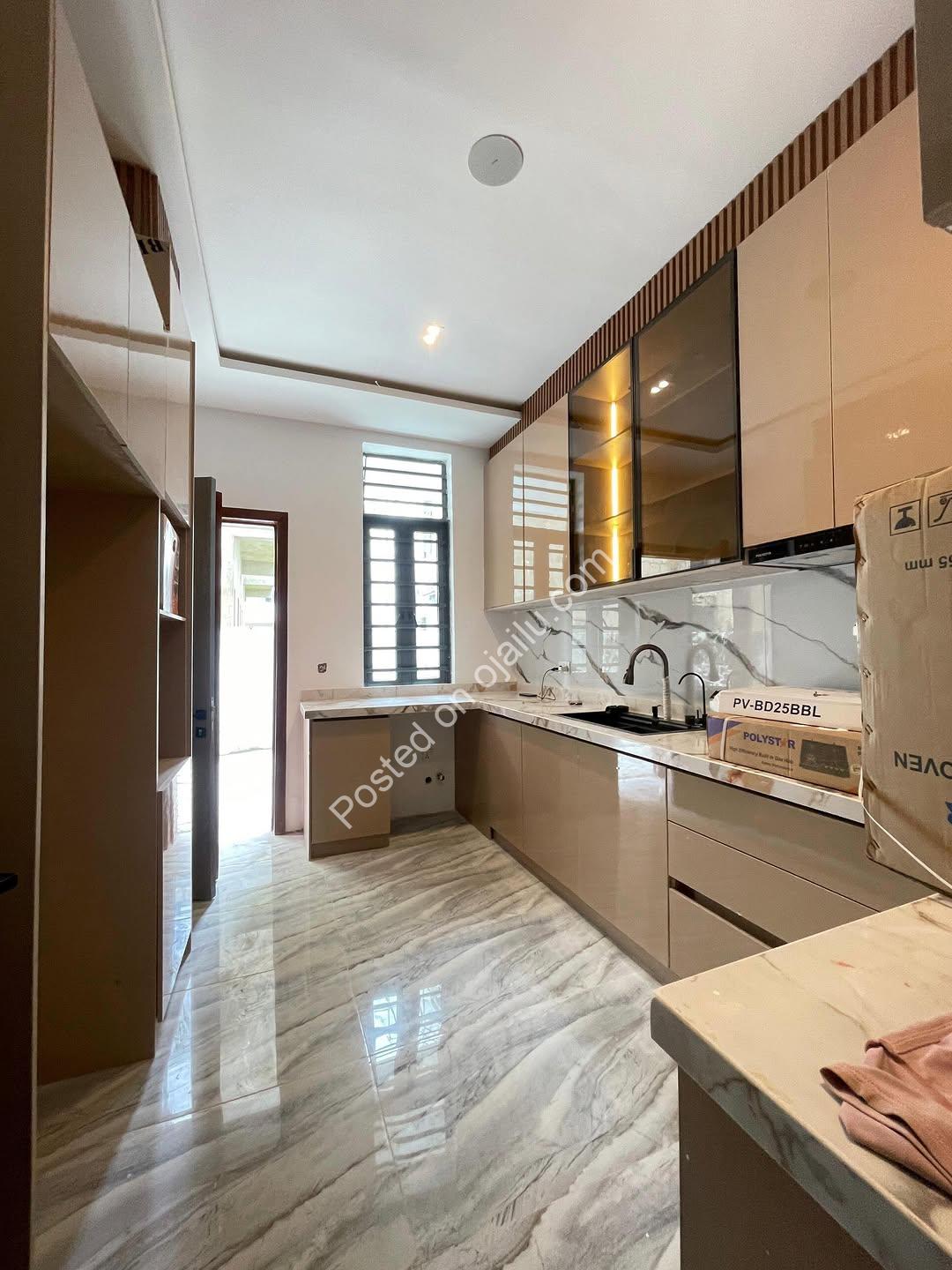 Osapa Elegance: 3BR Haven with Premium Finishes