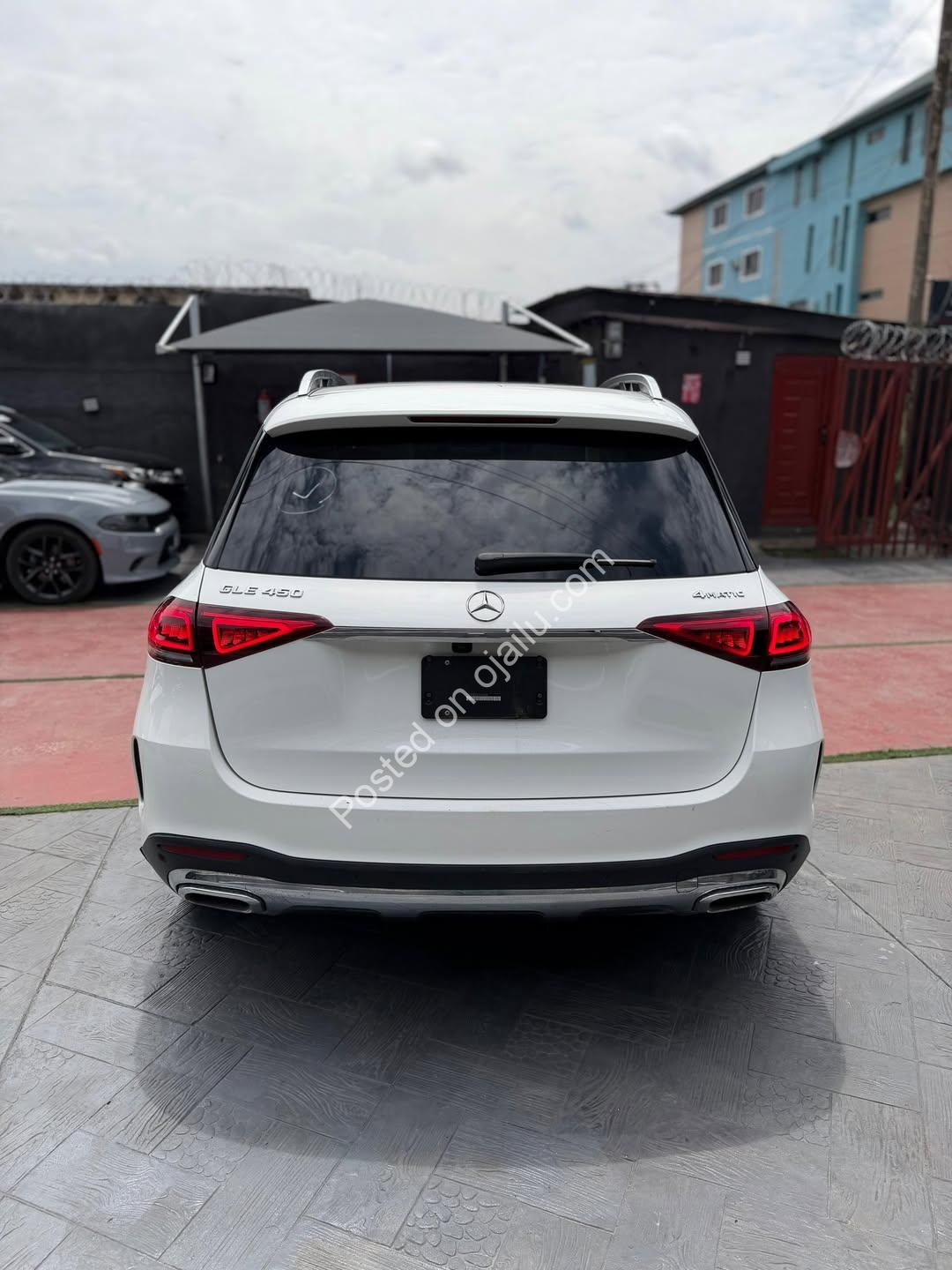 2020 Mercedes GLE450: Luxury Unleashed with HUD & 360° Camera
