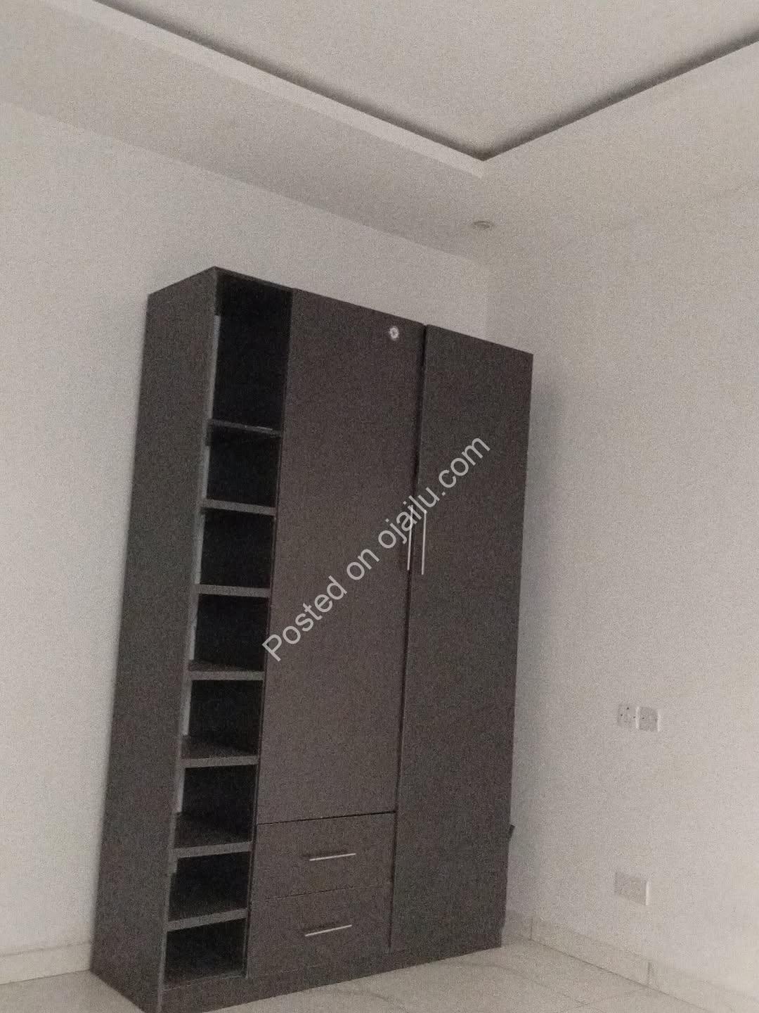 2-Bed Ikate Gem: AC, C of O, Semi-Furnished – N280M