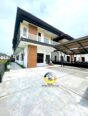 Your Private Oasis Awaits: 4BR Duplex with Pool & Mini Bar