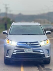 ₦25M – Toyota Highlander XLE 2015