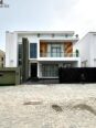 Automated 5-Bed Haven with Pool in VGC