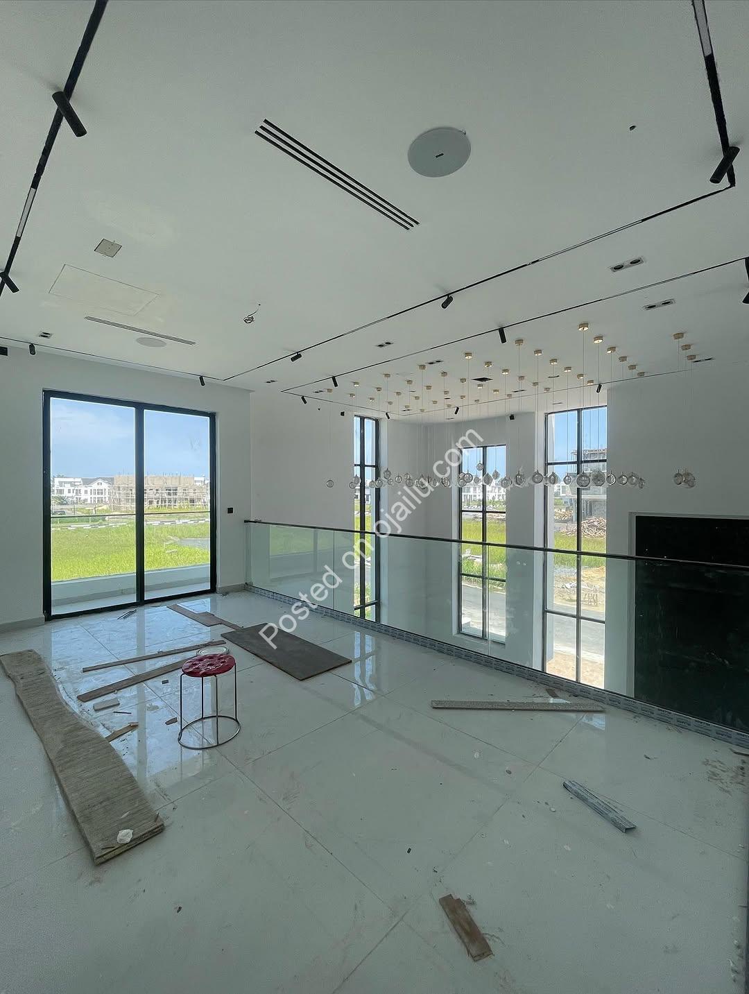 Elevator, Cinema & Pool in Lekki’s Finest