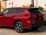 Super Clean 2020 Toyota Highlander XLE – Drive Today, Pay in 3 Years!