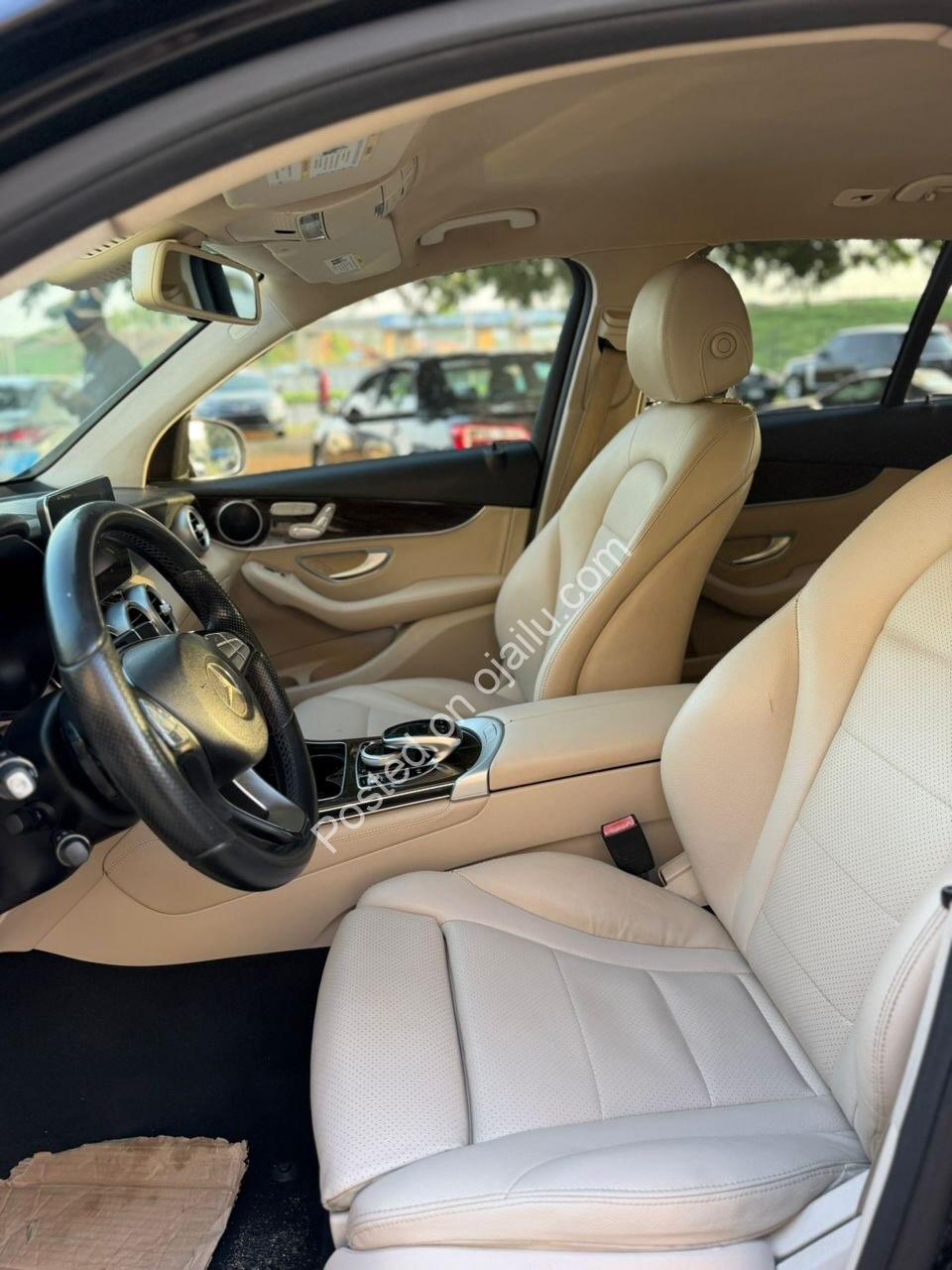 2016 Mercedes GLC300 – Mint, Genuine Duty, 360° Camera