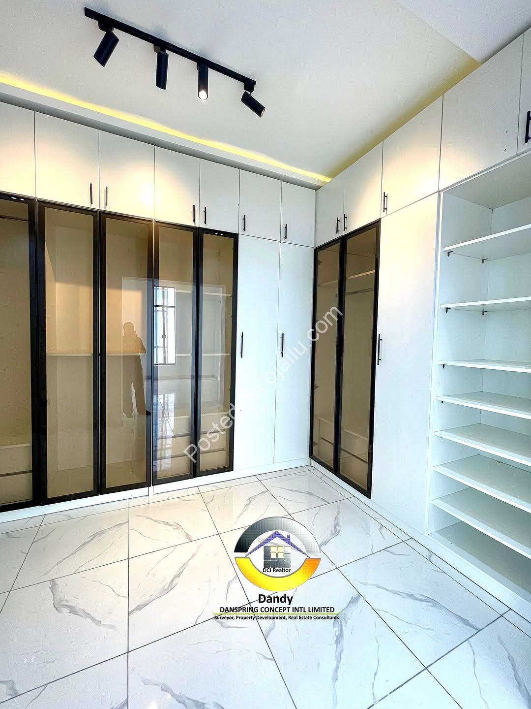 Elevate Your Lifestyle: 4-Bed Pool Villa in Royal Garden