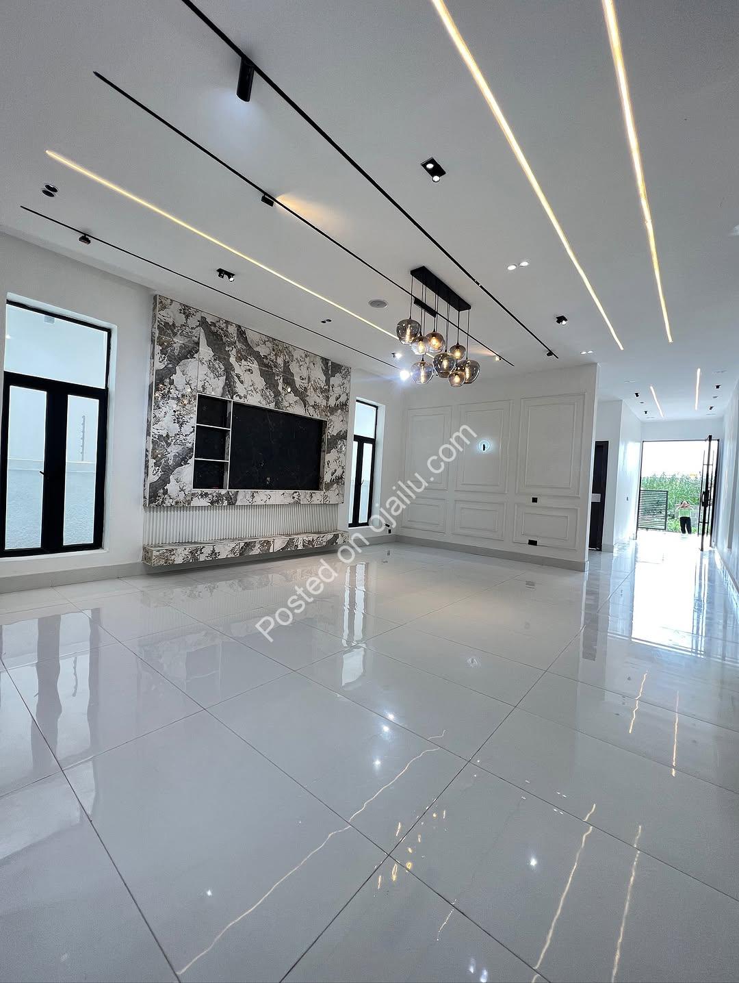 Contemporary Smart Home in Secure AJAH Estate