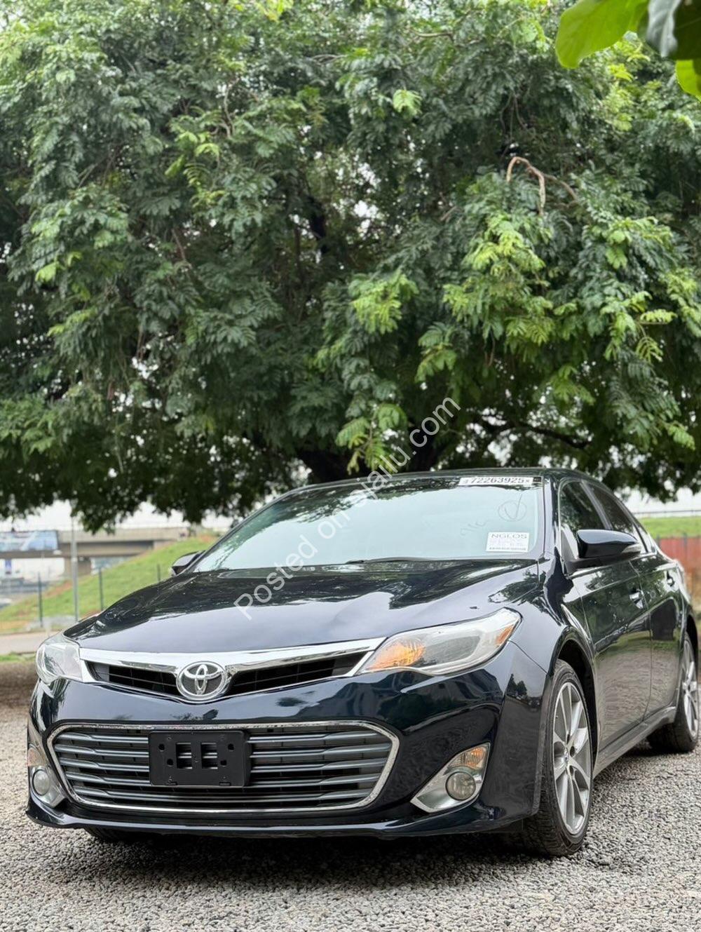 Toyota Avalon XLE Premium: Loaded, Keyless, Heated Seats – ₦16.8M