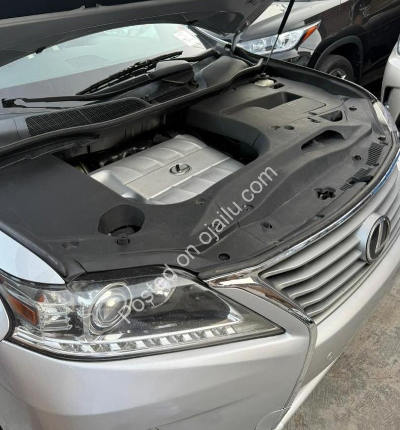 2013 Lexus RX350 | Park Assist & BSM | 25M FIRM