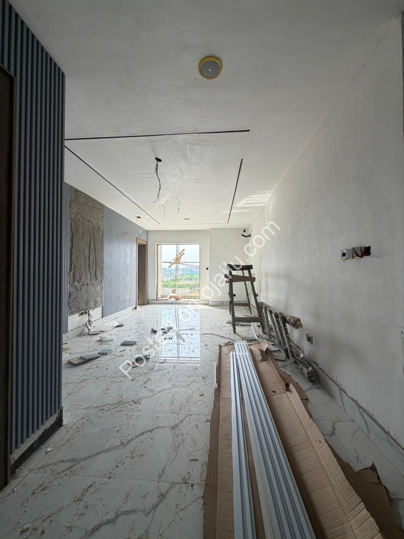Lekki Phase 1: Pool & Gym, 1-2 Bed in Prime Spot.