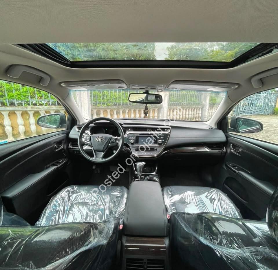 Toyota Avalon XLE 2013: Premium Ride, Shocking Price