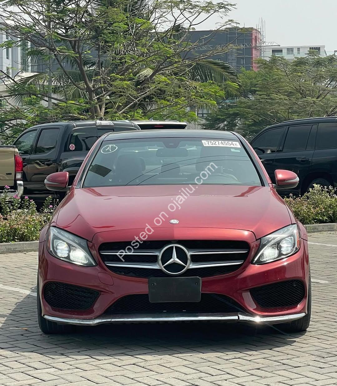 2017 Mercedes C300 4Matic | Panoramic Roof + Keyless Go – 23M Only