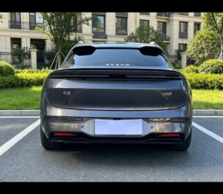 Zero-Mile Luxury: 825km Range
