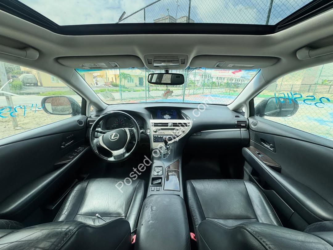 2014 Lexus RX350: Premium Luxury, Push-Start, Ventilated Leather