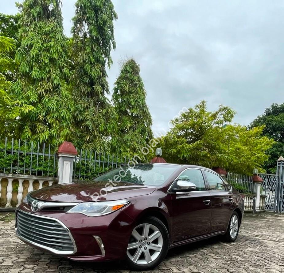 Toyota Avalon XLE 2013: Premium Ride, Shocking Price