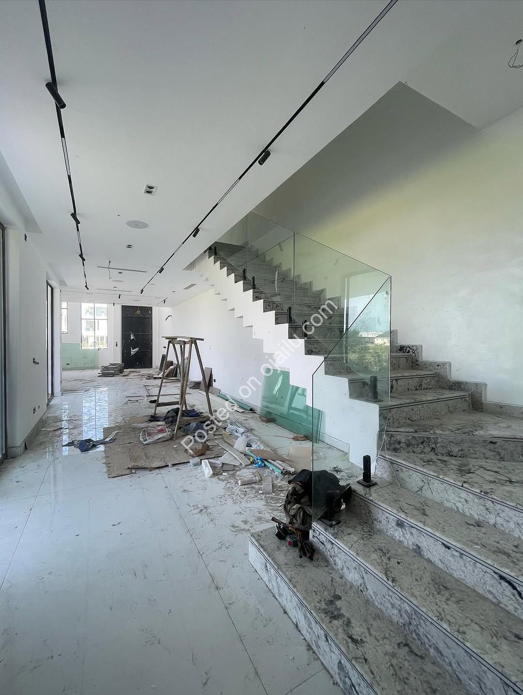 Elevator, Cinema & Pool in Lekki’s Finest