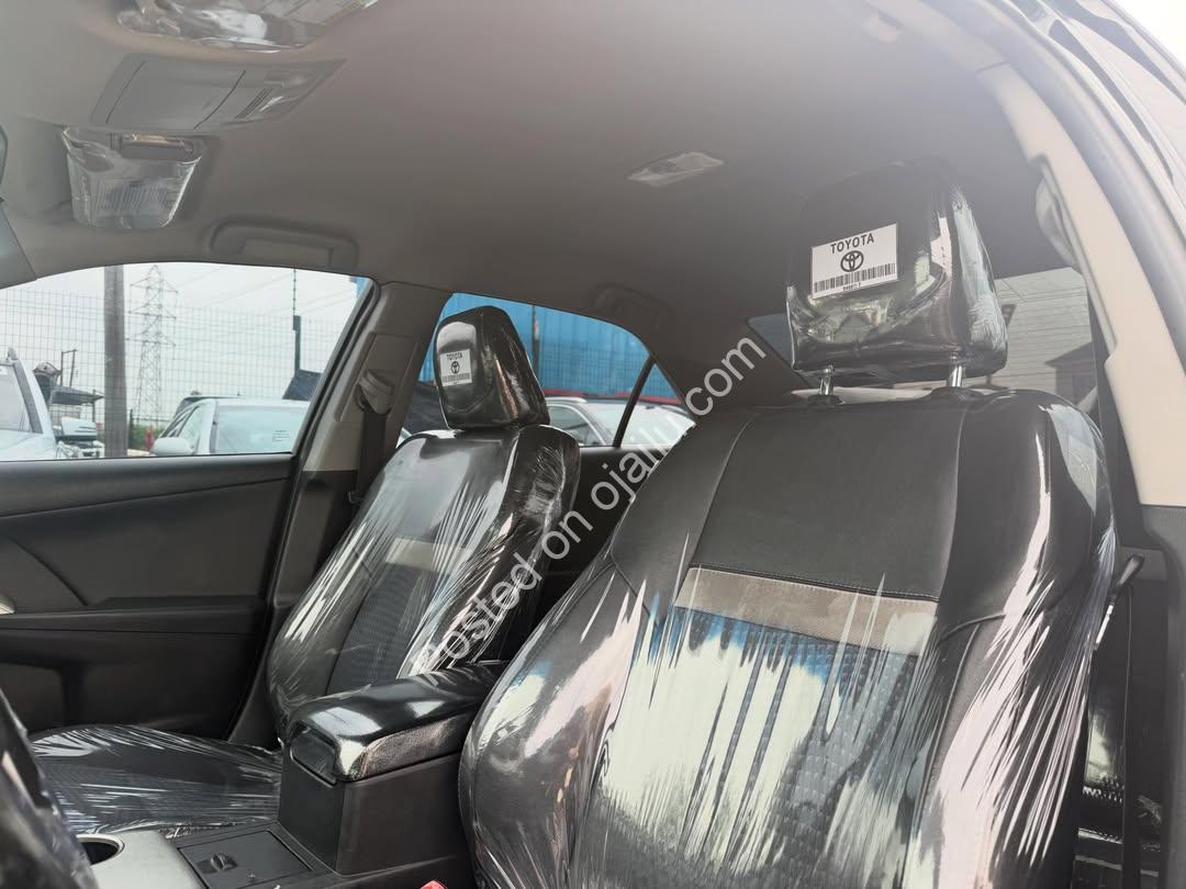 Blind Spot Monitor, Key Start, 2013 Camry SE – 12.8M