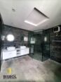 5-Bed Detached Duplex: Walk-In Ready in Chevron!
