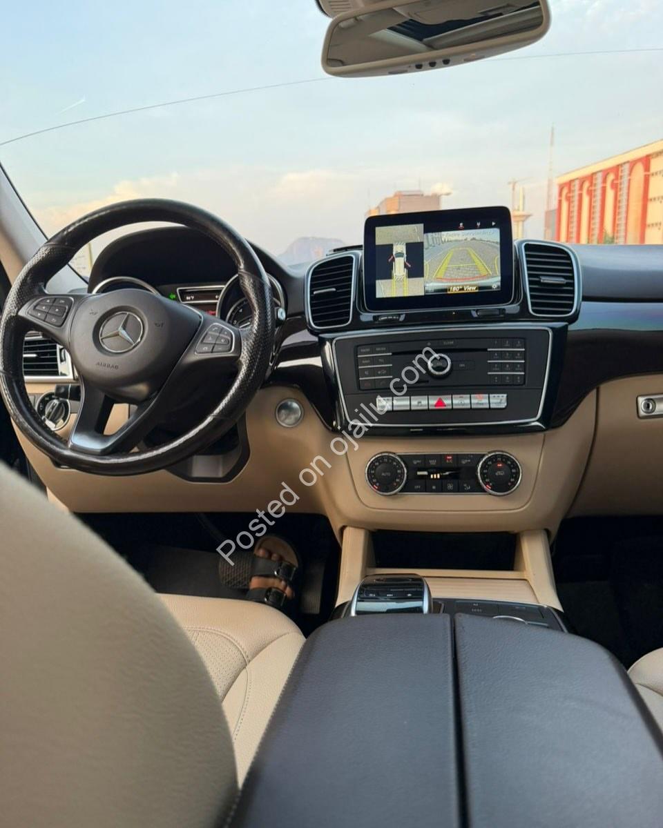 2018 Mercedes GLE350 – Pristine, Full Duty, Premium Luxury SUV
