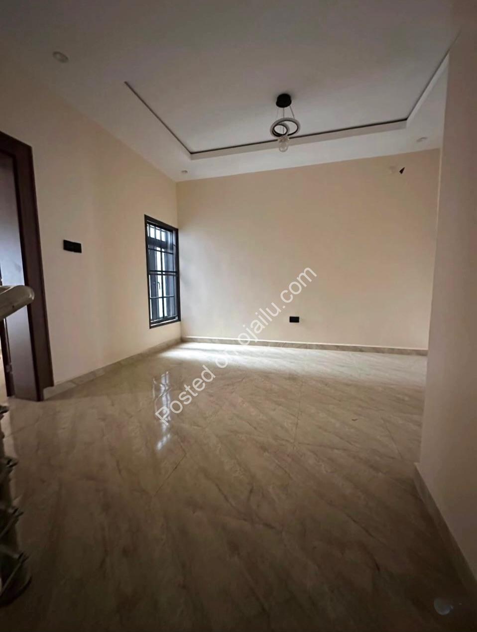 Spacious 4-Bed Duplex with BQ in Mabushi