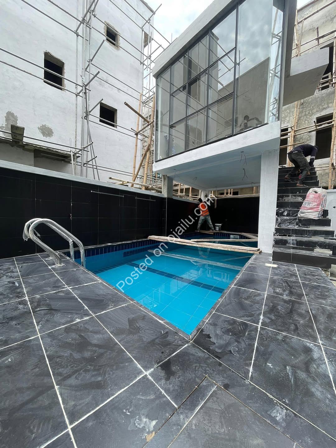Osapa Elegance: 3BR Haven with Premium Finishes