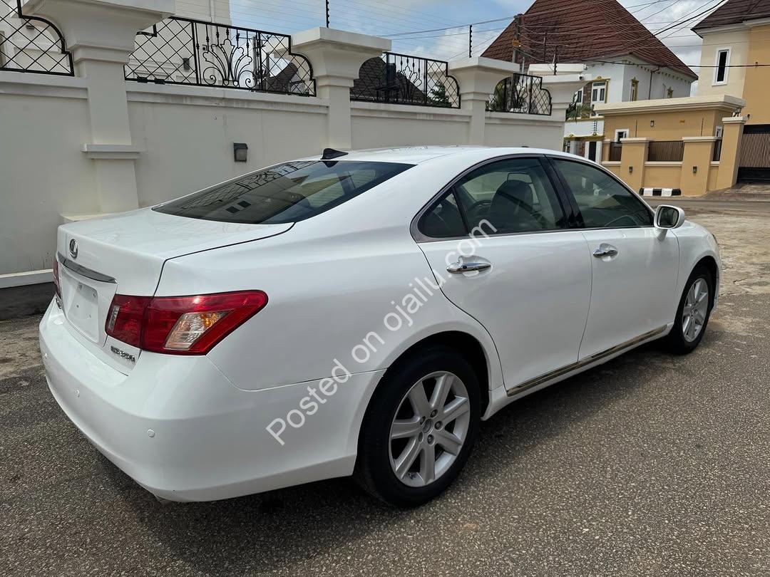 2008 Lexus ES350: Pristine & Loaded Under 60K Miles
