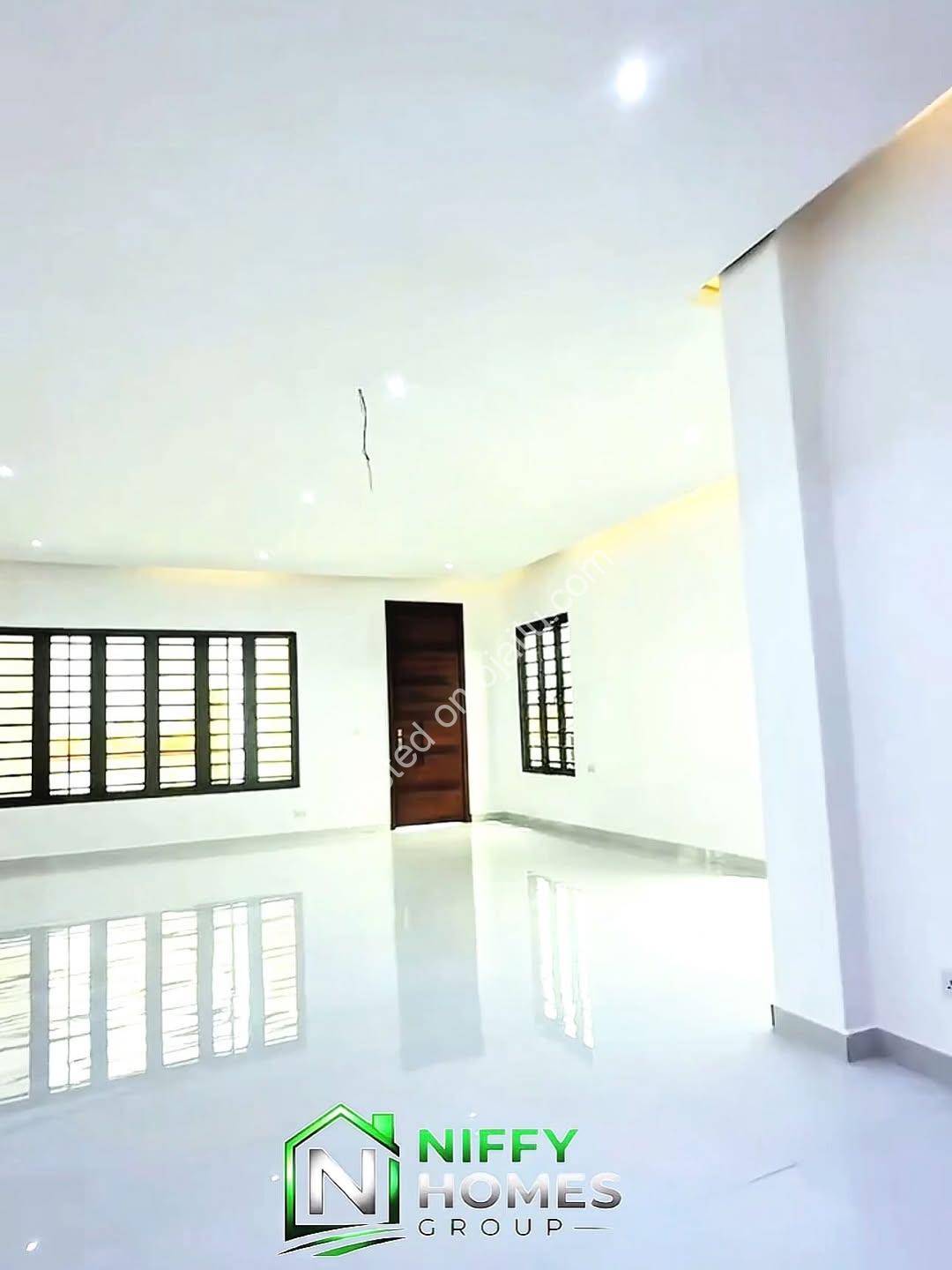 Stunning 4-Bed Lekki Haven with Cinema & Pool