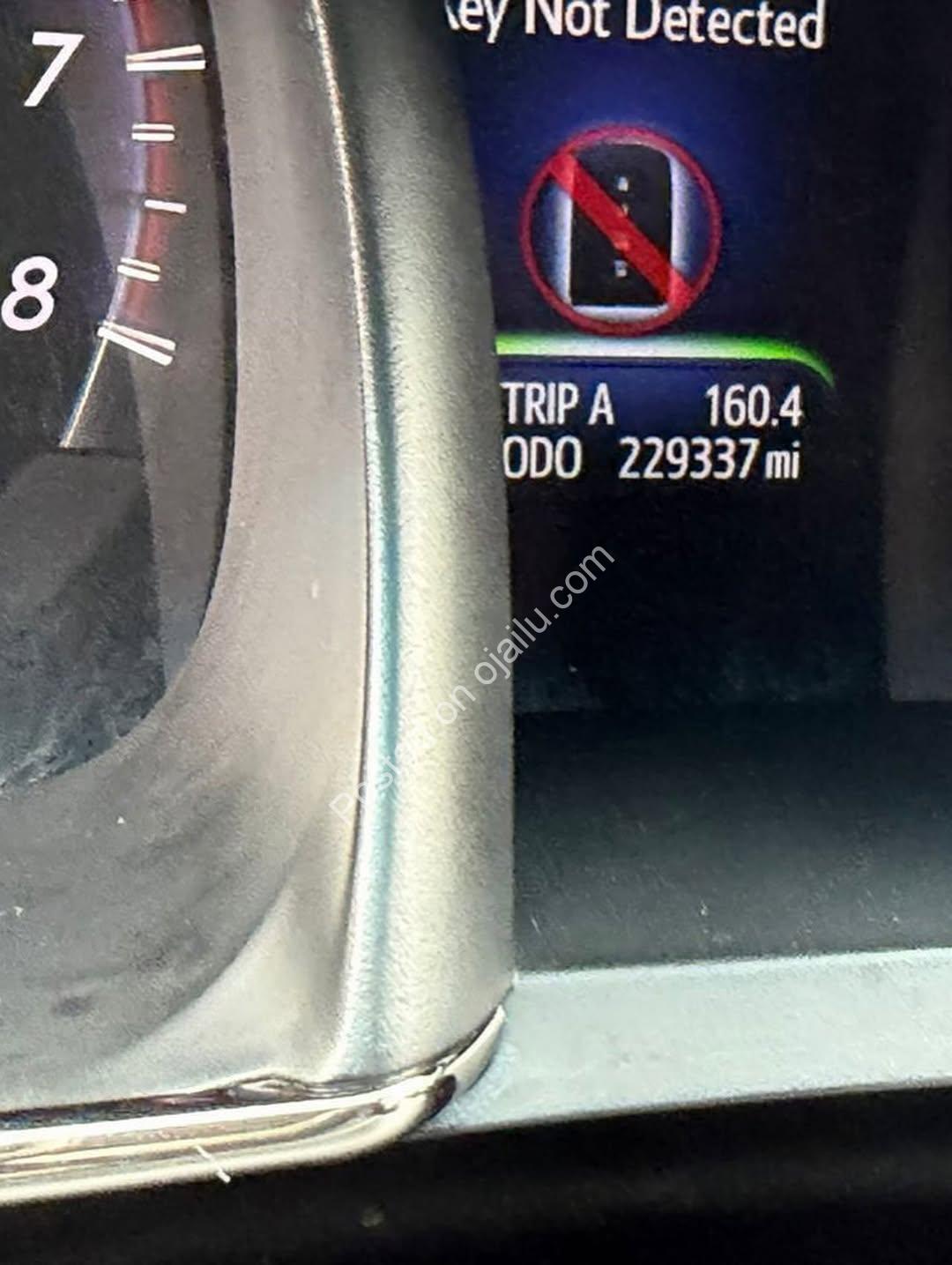 Toyota Avalon XLE Premium: Loaded, Keyless, Heated Seats – ₦16.8M
