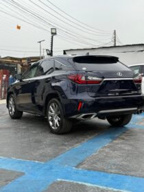 2016 Lexus RX350: Premium Luxury