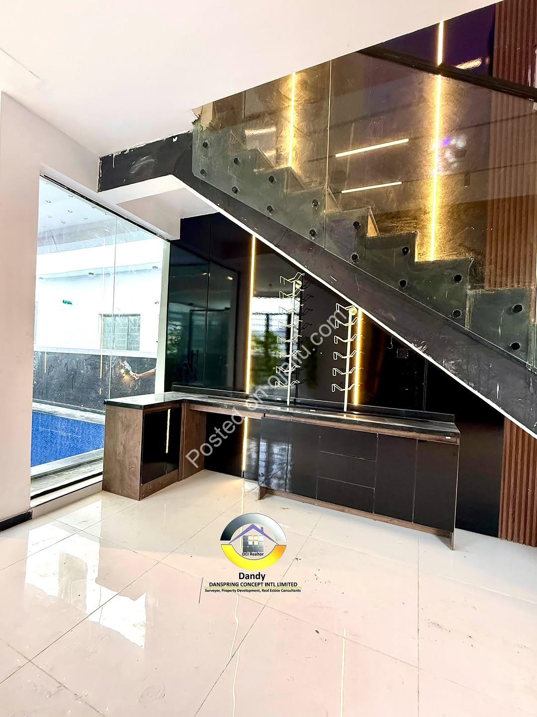 Dive into Resort-Style Living: 5BR Duplex with Pool & Gym