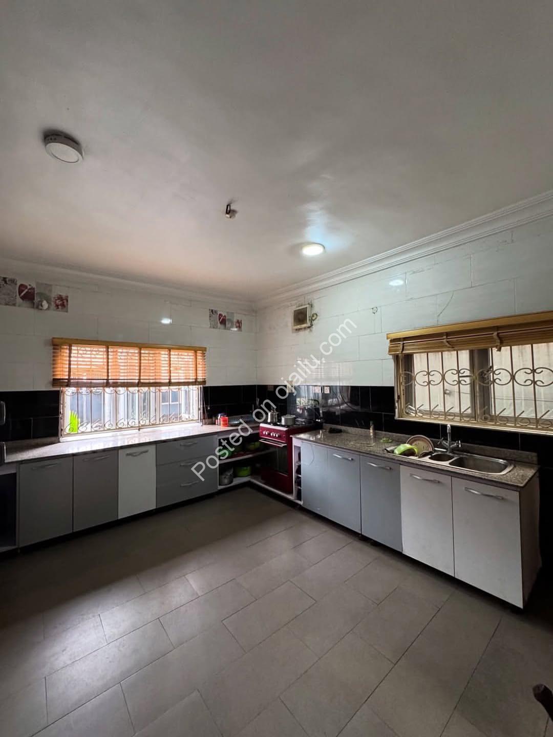 Your sanctuary awaits in Eliozu: 4BR duplex, gated & serene.