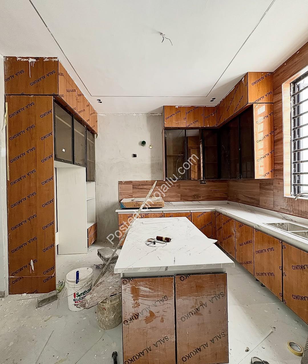 Brand New 5-Bed Duplex: Pool, BQ, Gov’t Consent