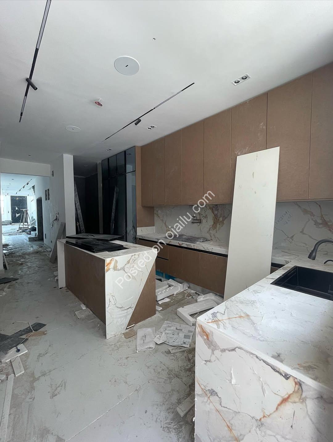 Elevator, Cinema & Pool in Lekki’s Finest