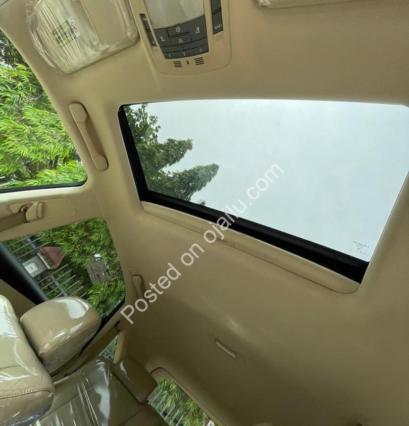 Elite Lexus RX350 2010 — Sunroof, Camera, Perfect Deal!