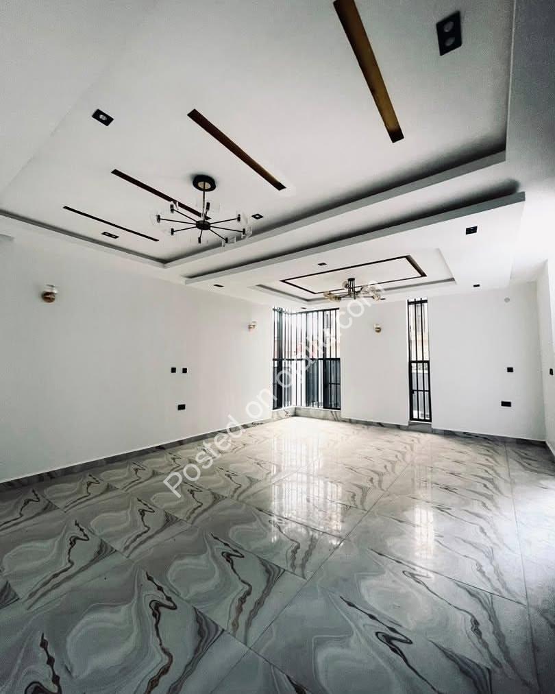 4-Bed Enugu Masterpiece with Walk-In Closet