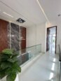 Smart Living Meets Sophistication: Lake-Ready 5-Bed Duplex
