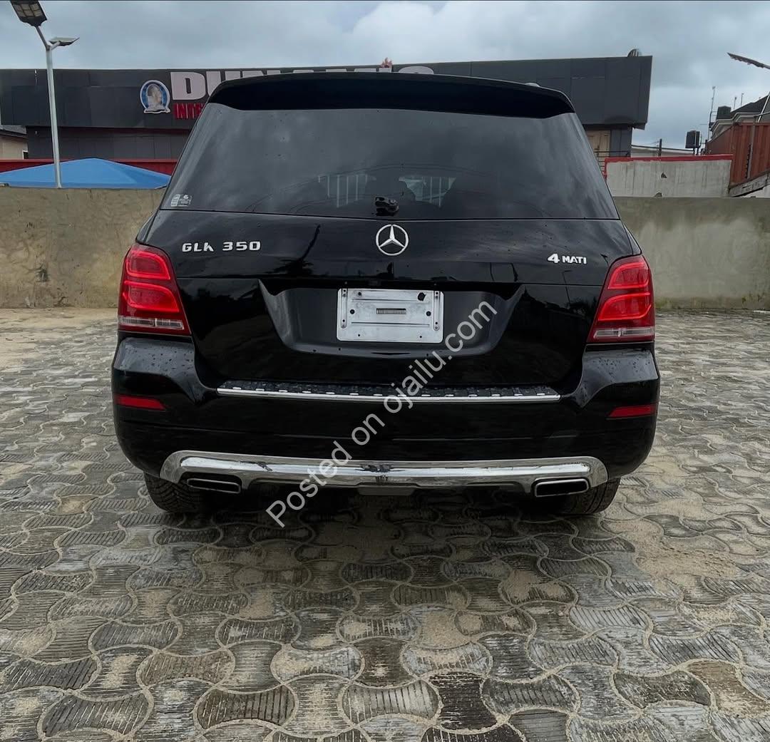 2013 Mercedes GLK350 4matic | Panoramic Roof + Reverse Cam – 18.8M